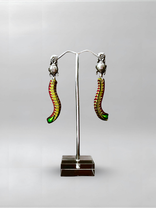 Beetle Green Slender Earrings