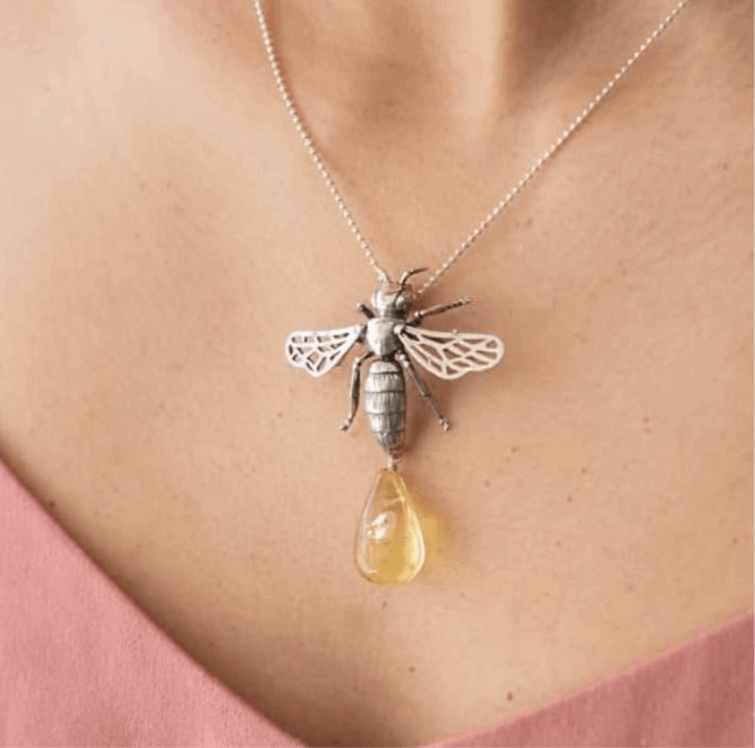 Bee Choker
