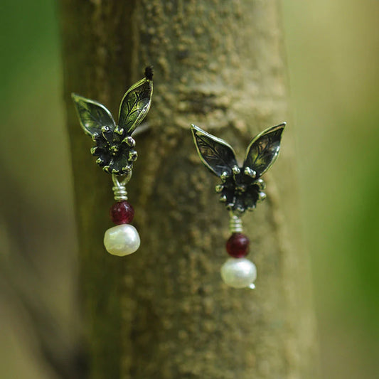 Daisy Leaf Earrings - Xhuba Gallery 